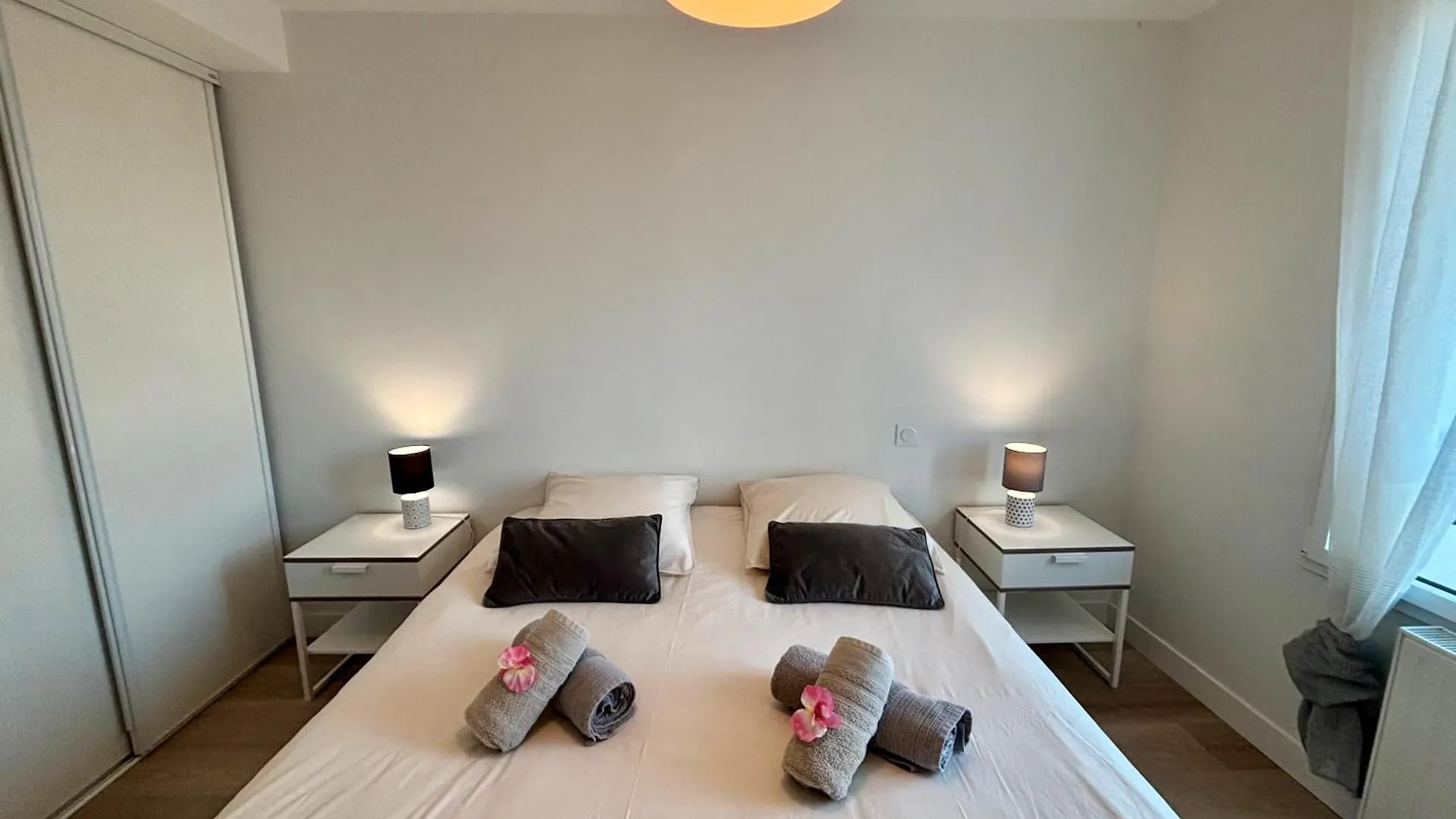 Дом отдыха Villa Des Sables - 50M De La Plage Плёмёр